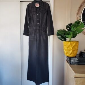 Levi's Western Vibe Black Jumpsuit Size 27 NEW!